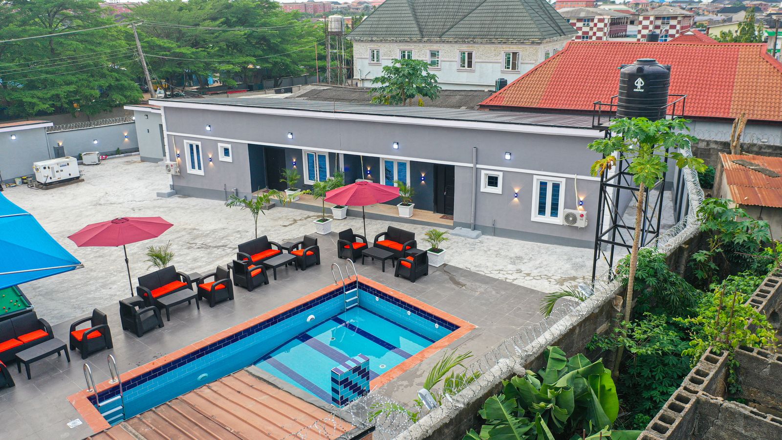 Foludeo Residence pool deck